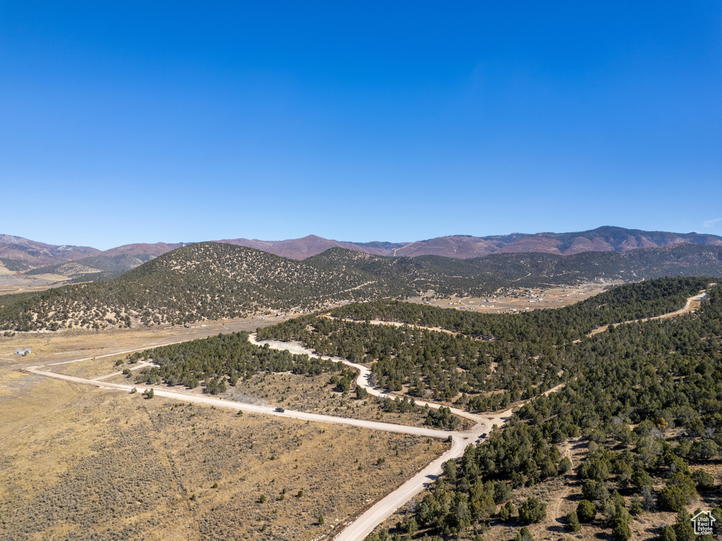 View of mountain feature