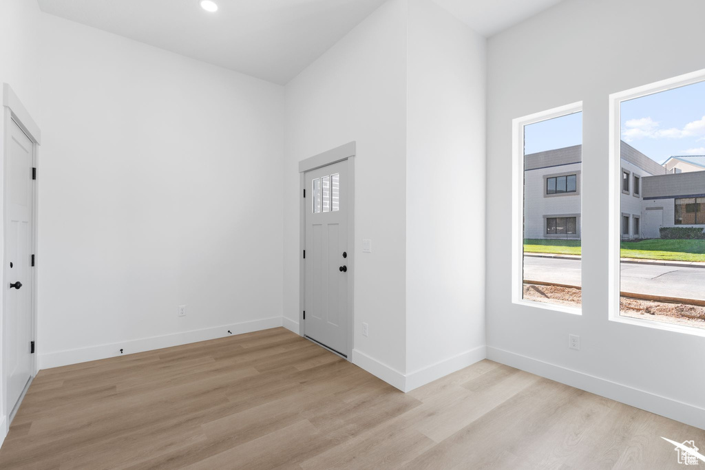 Photo 5 for MLS #2032524 at 49 E 200 North #4