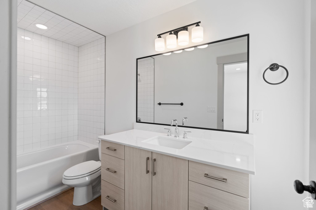 Photo 25 for MLS #2032524 at 49 E 200 North #4