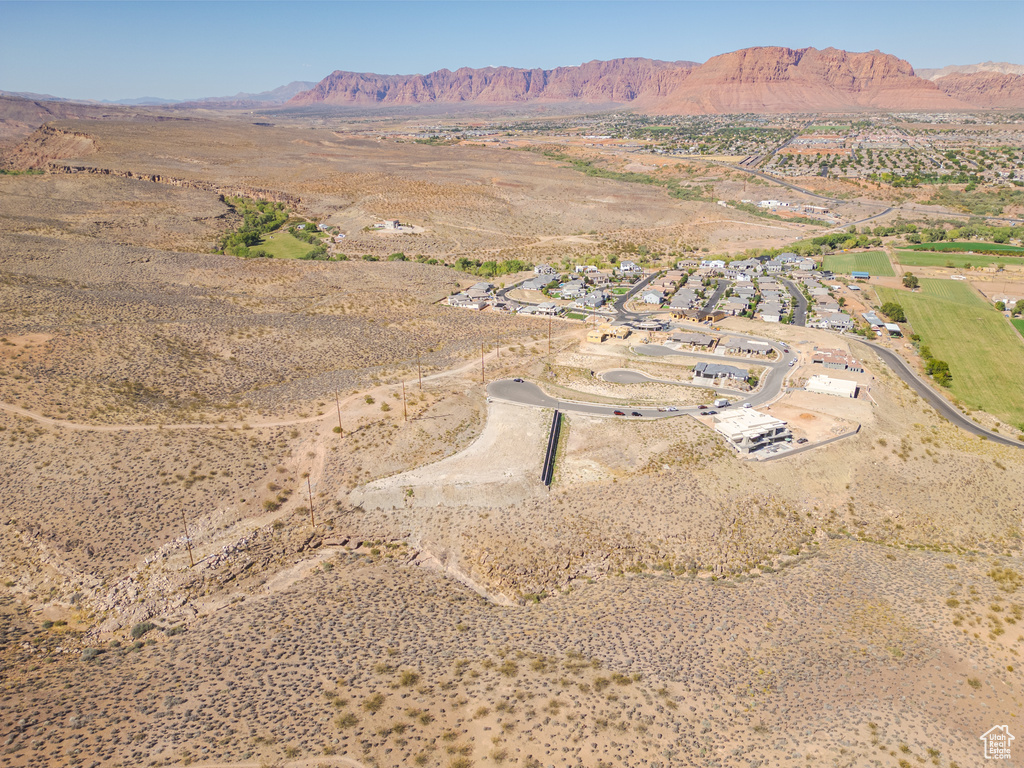 Bird\'s eye view featuring a mountain view