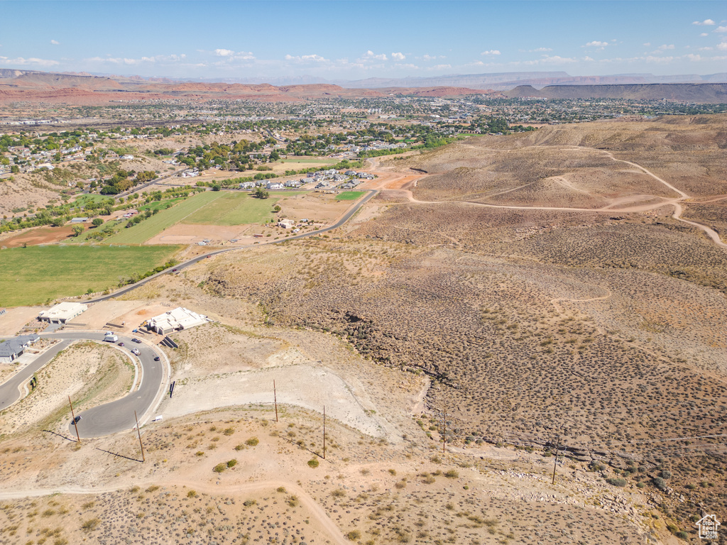 Bird\'s eye view featuring a mountain view