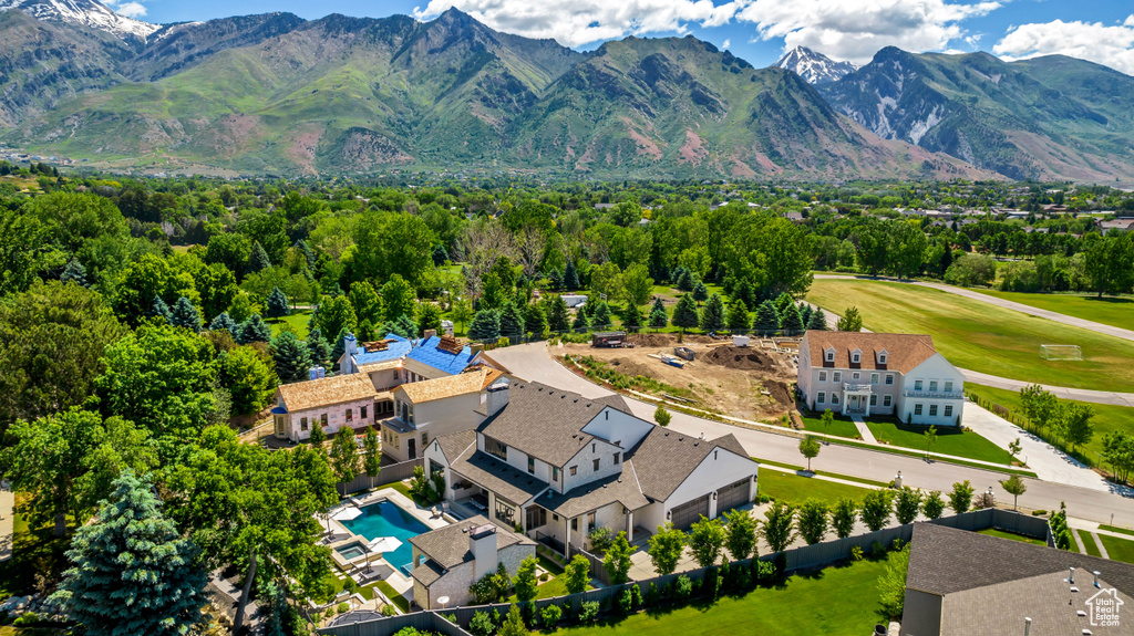 Drone / aerial view with a mountain view