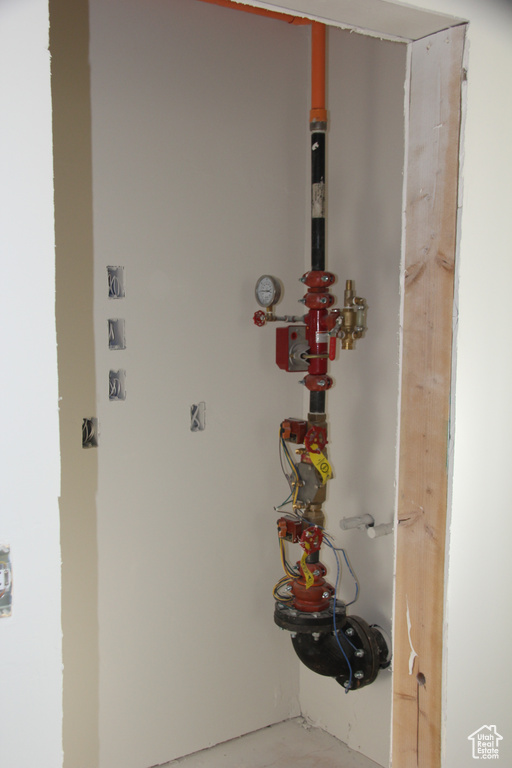 Details with concrete floors