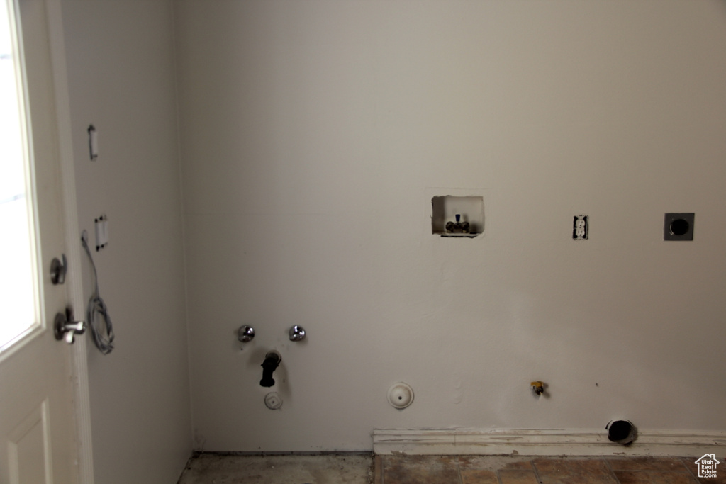 Laundry room featuring washer hookup, gas dryer hookup, and electric dryer hookup