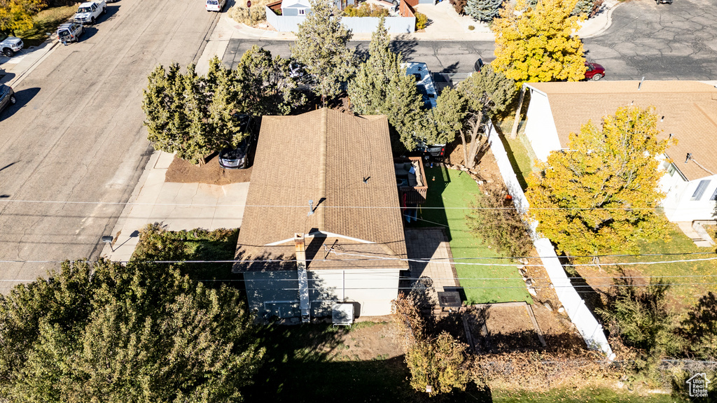 Birds eye view of property