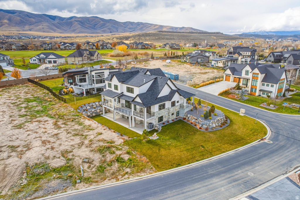 277 E BENNETT LN Saratoga Springs, UT 84045