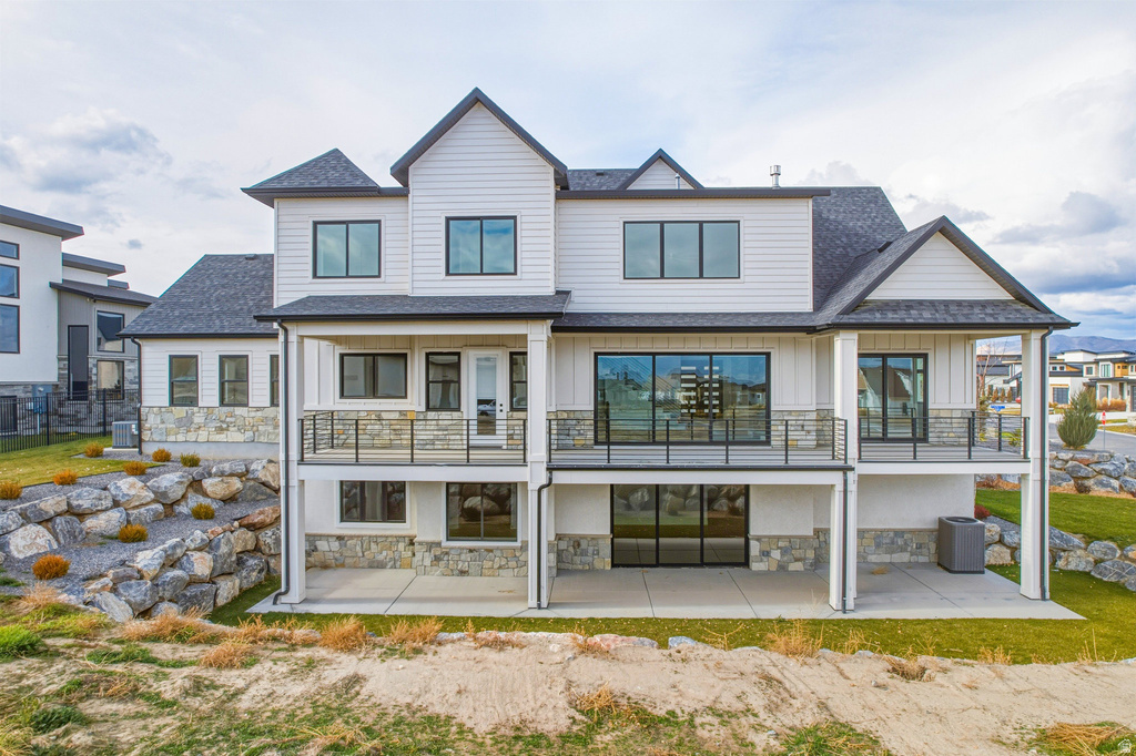 277 E BENNETT LN Saratoga Springs, UT 84045