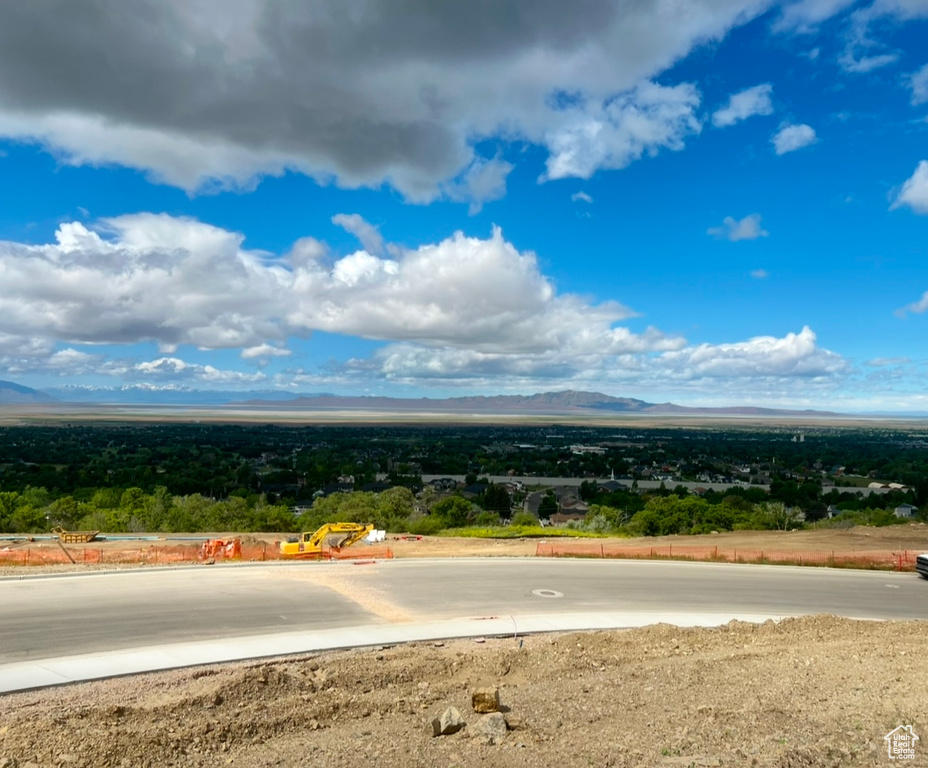 Drone / aerial view featuring a mountain view