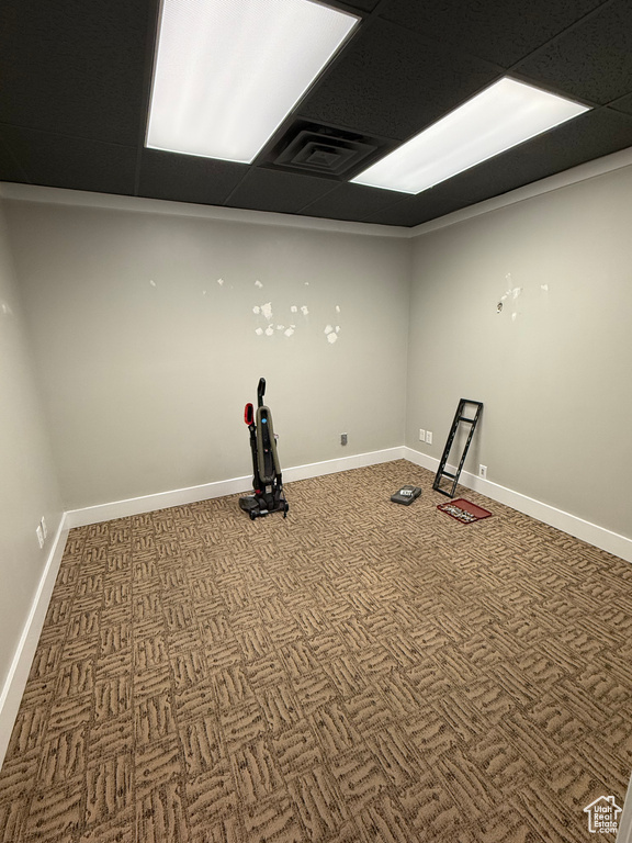 Workout room with a drop ceiling