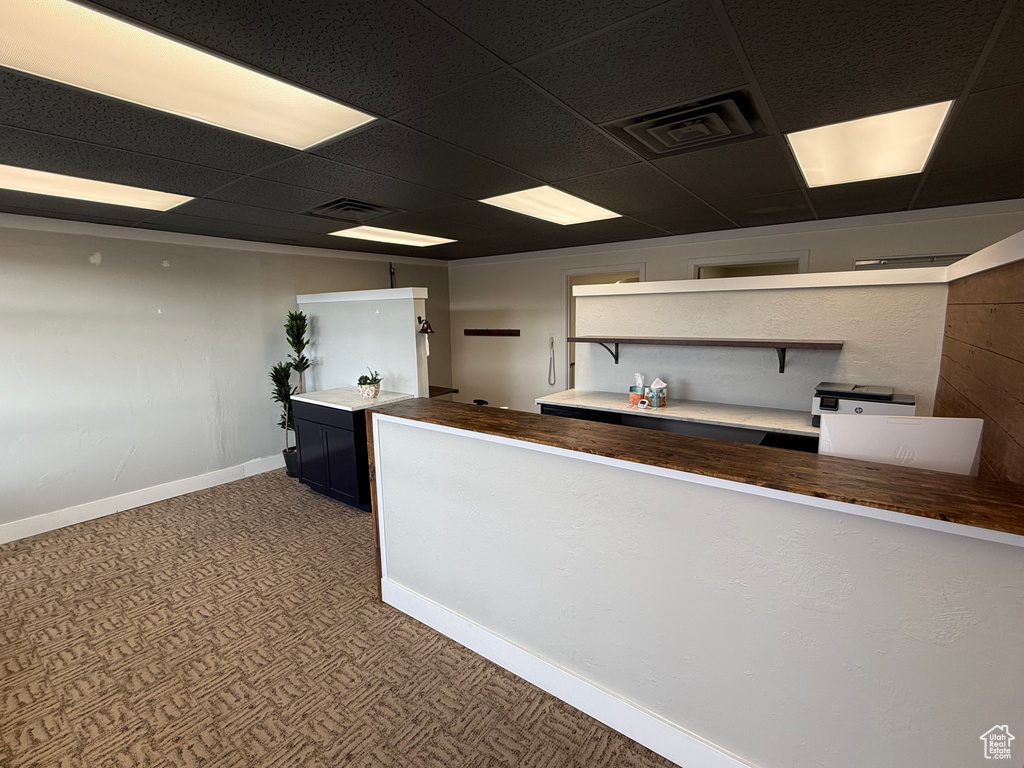 Interior space with a drop ceiling
