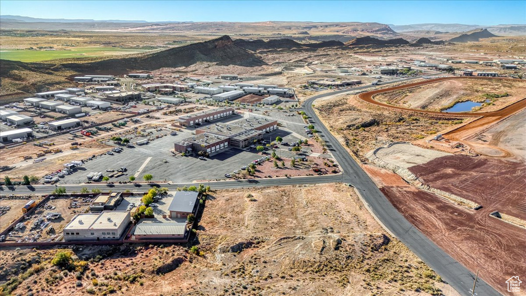 Bird's eye view with a mountain view