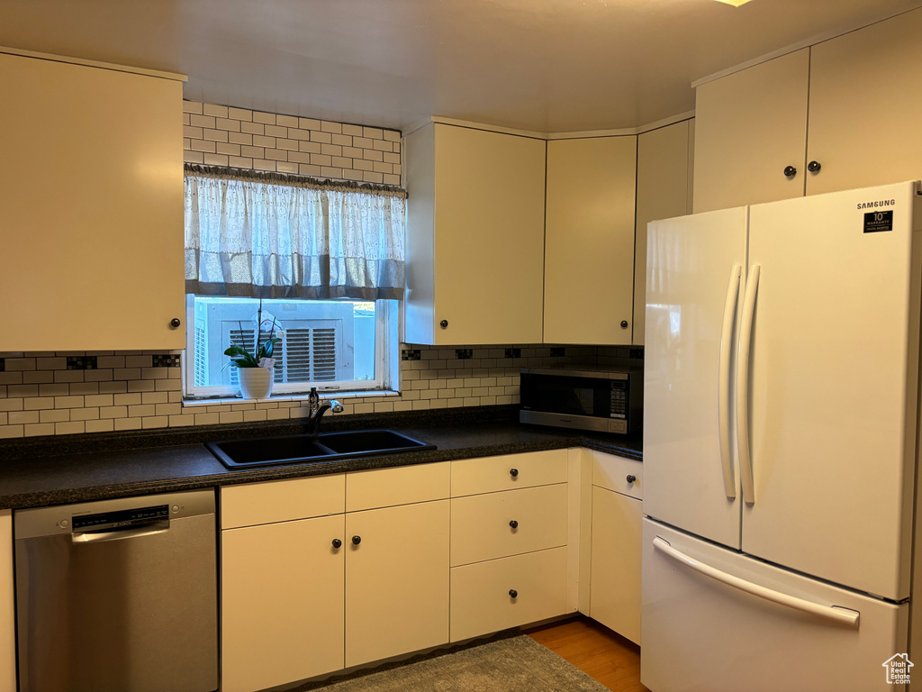 256 W MAIN ST Grantsville, UT 84029
