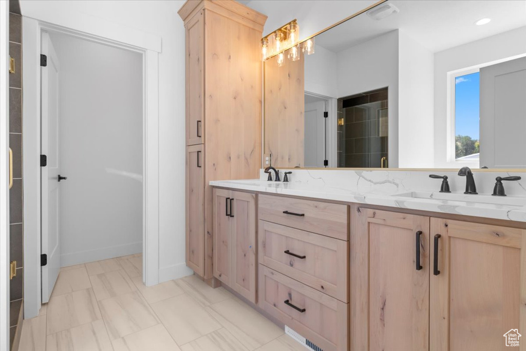 Photo 19 for MLS #2033979 at 440 E Sabra Way #108