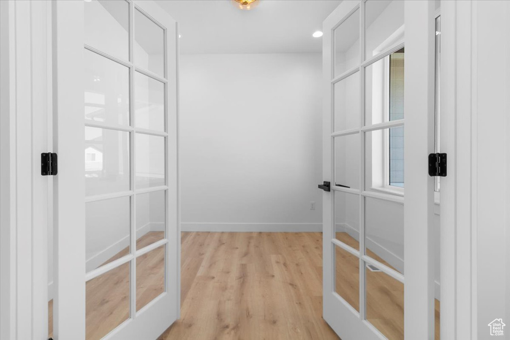 Photo 12 for MLS #2033979 at 440 E Sabra Way #108