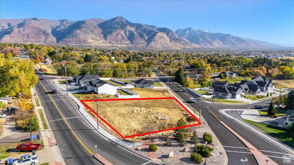 Bird's eye view with a mountain view