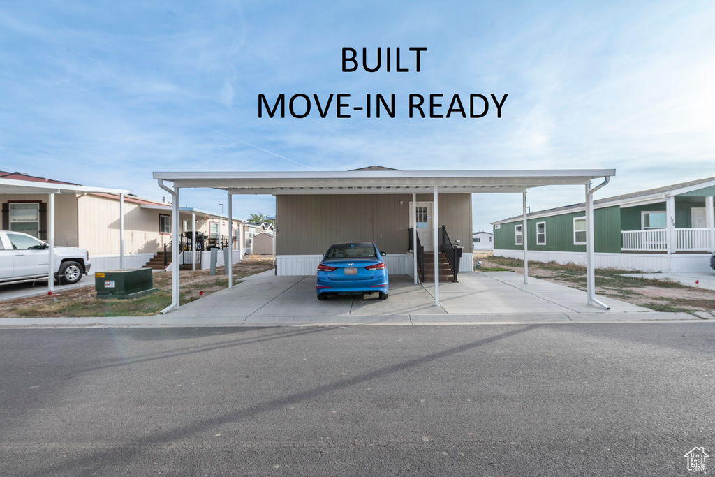 View of manufactured / mobile home