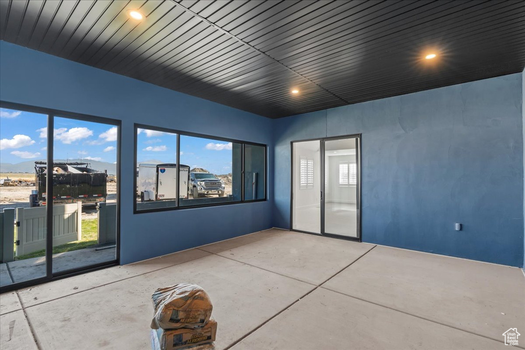 Photo 57 for MLS #2044555 at 6081 W Parkway #GALLO