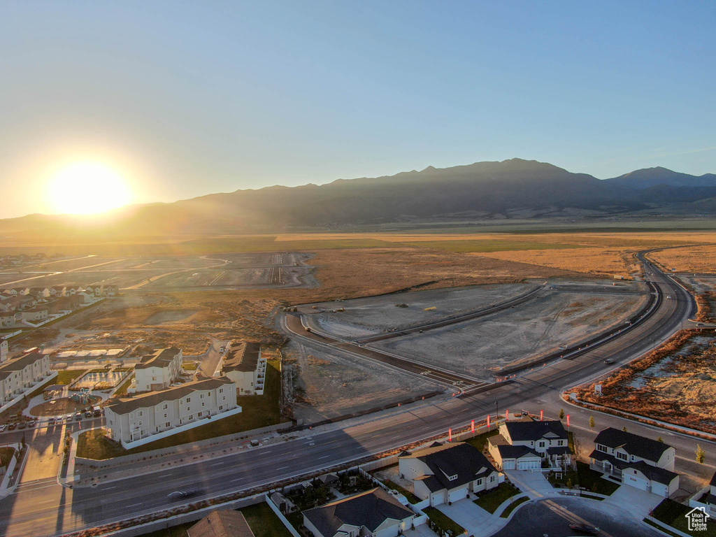 Aerial view at dusk with a mountain view