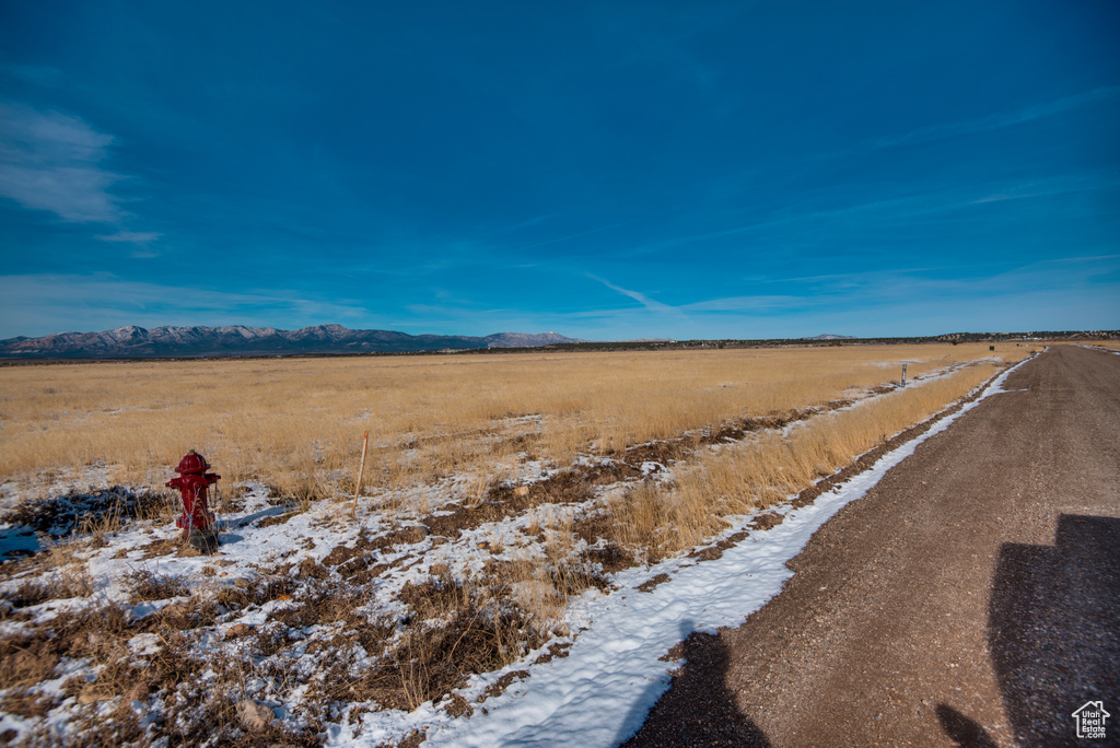 Exterior space featuring a mountain view and a rural view