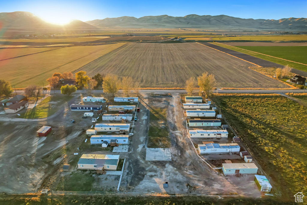 Bird's eye view with a mountain view