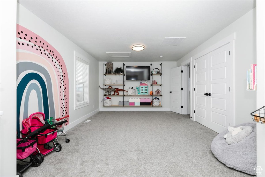 Game room featuring carpet flooring