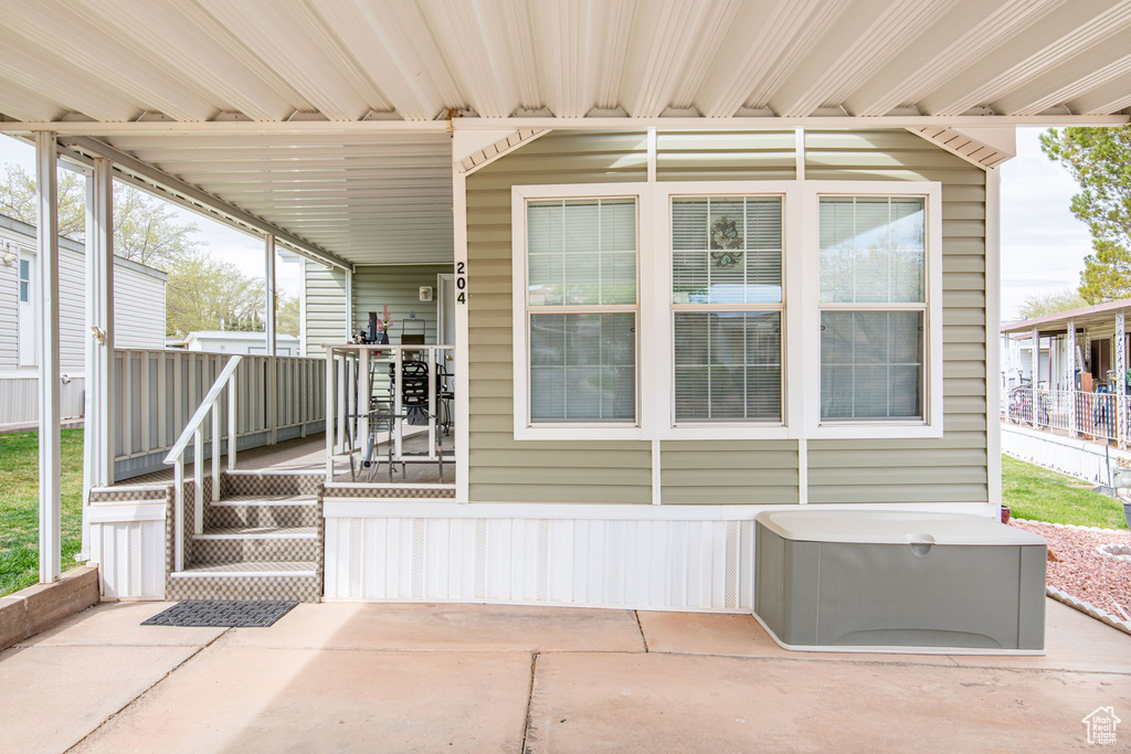 View of patio / terrace with covered porch