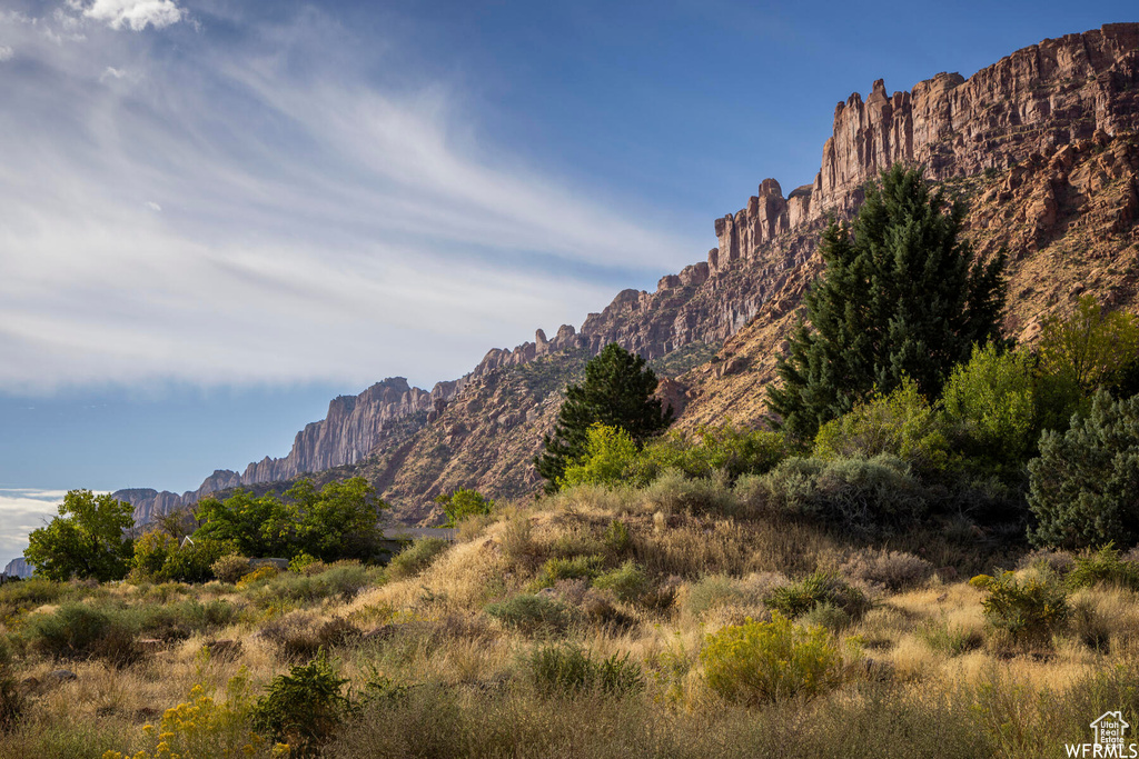 View of mountain feature