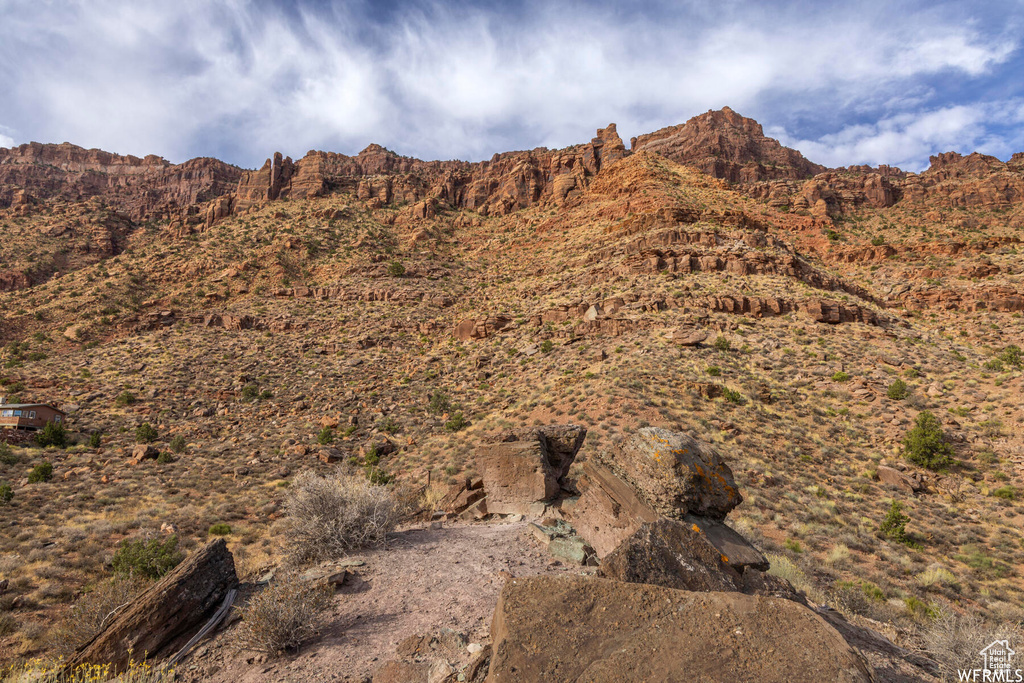 View of mountain feature