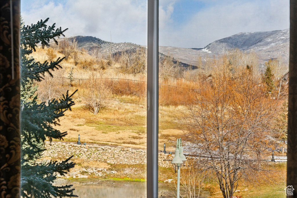 View of mountain feature