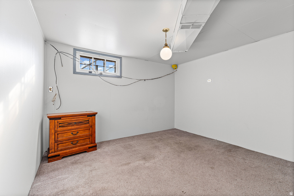 2924 S BUCCANEER DR Magna, UT 84044