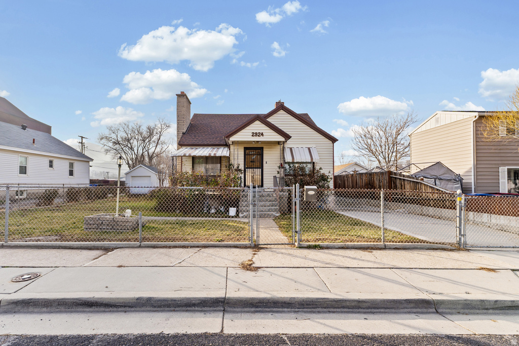 2924 S BUCCANEER DR Magna, UT 84044