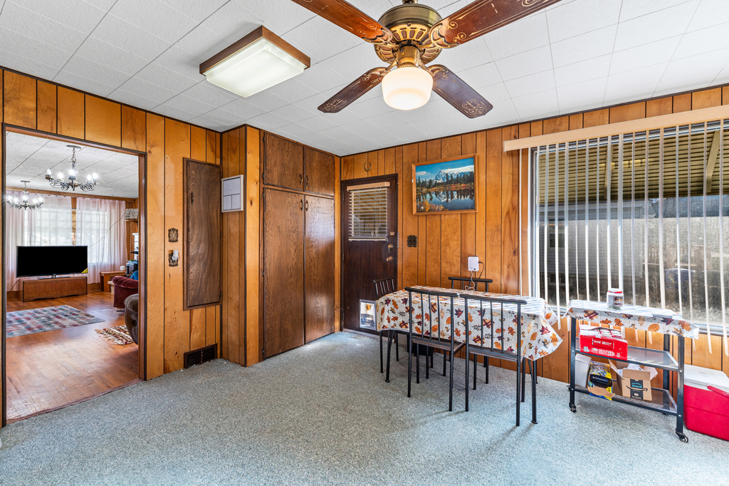 2924 S BUCCANEER DR Magna, UT 84044