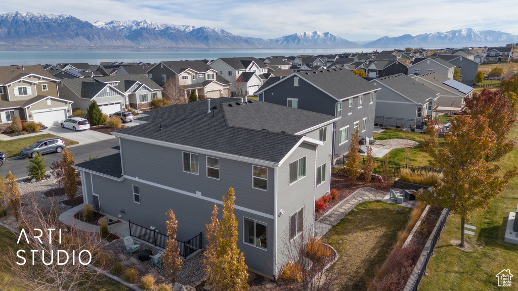 Bird\\\'s eye view featuring a water and mountain view