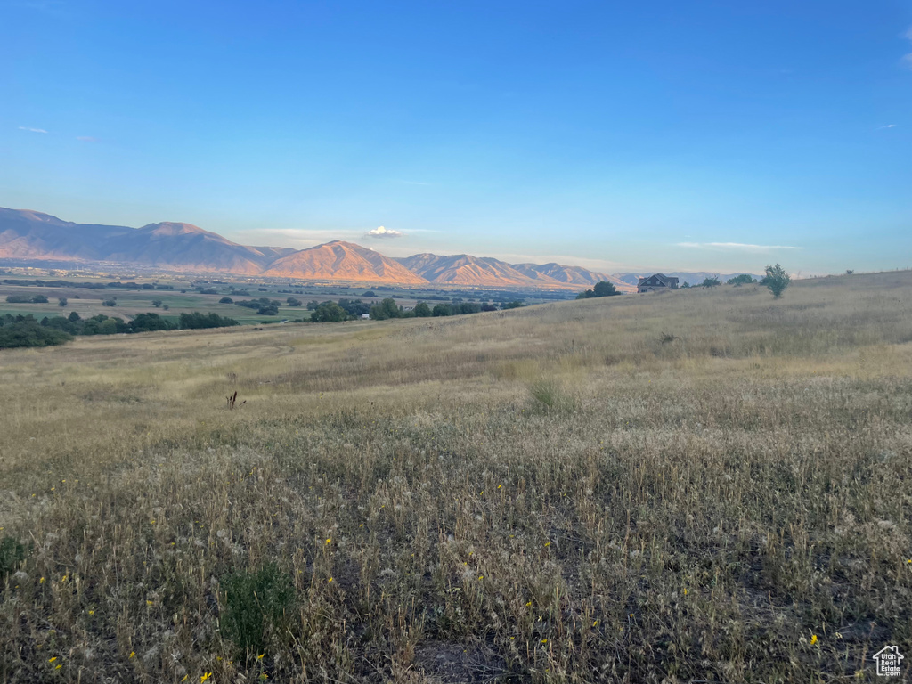 View of mountain feature