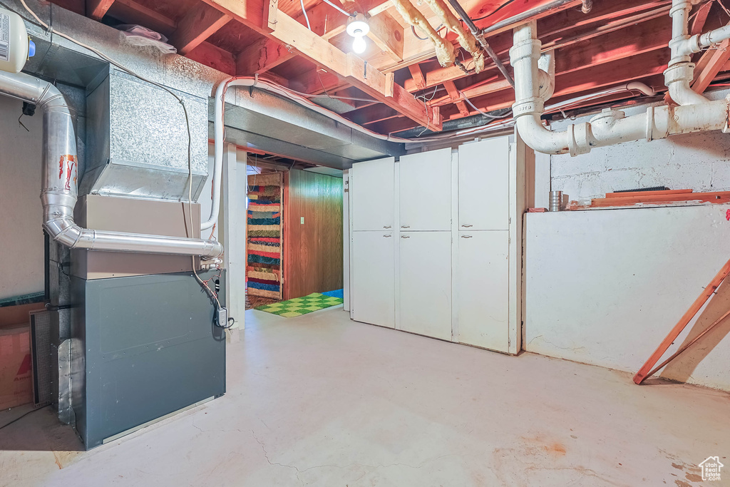 Basement with heating unit
