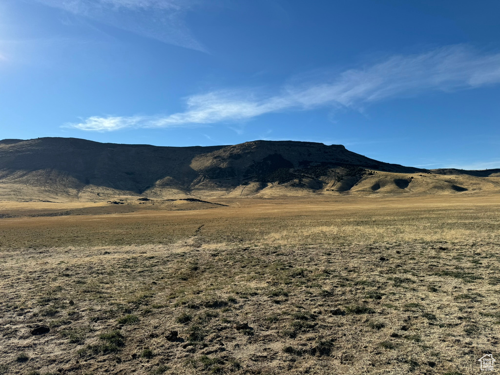 View of mountain feature