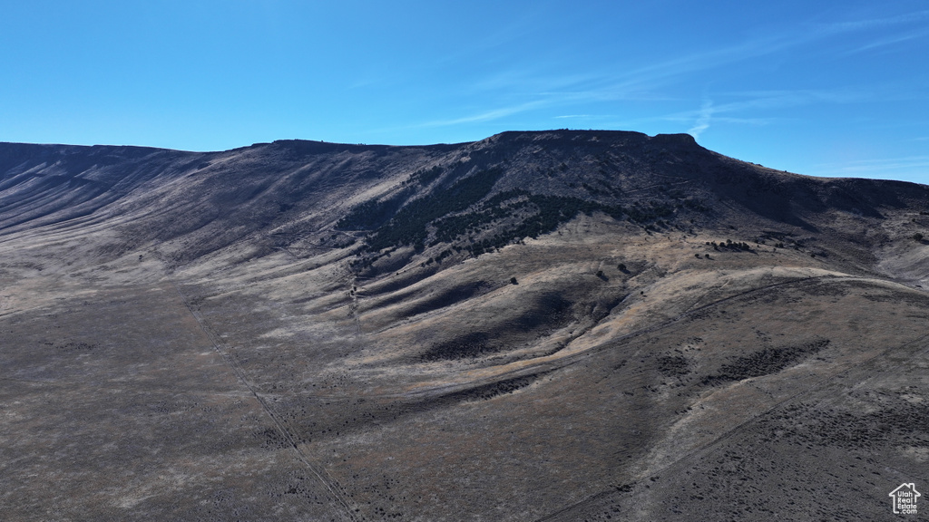View of mountain feature