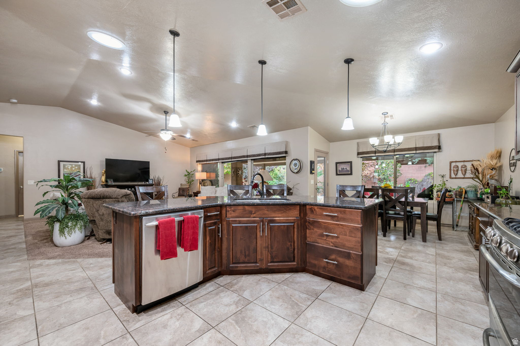 4087 SIGNATURE WAY Washington, UT 84780