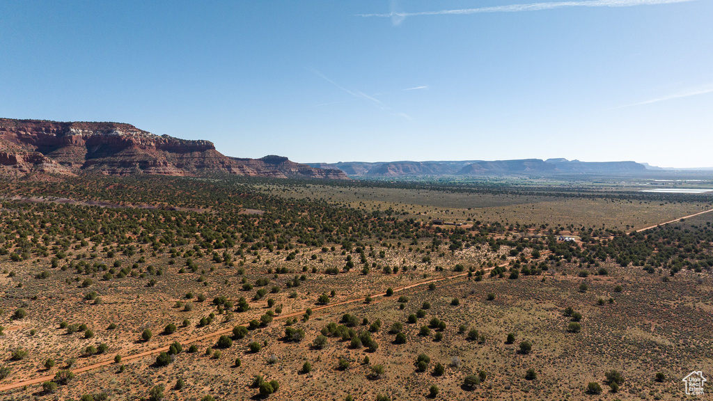 View of mountain background with a desert landscape