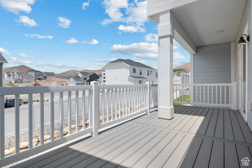 9781 N AARON AVE #207 Eagle Mountain, UT 84005