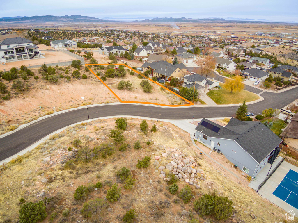 Bird's eye view with a mountain view