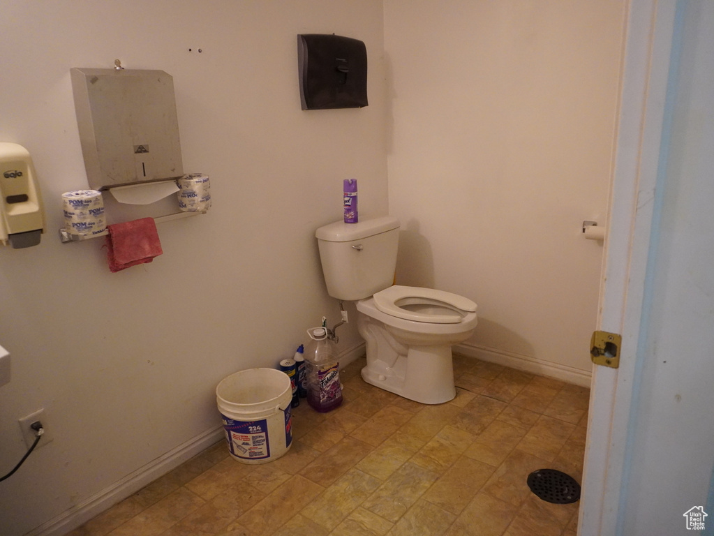Bathroom featuring toilet