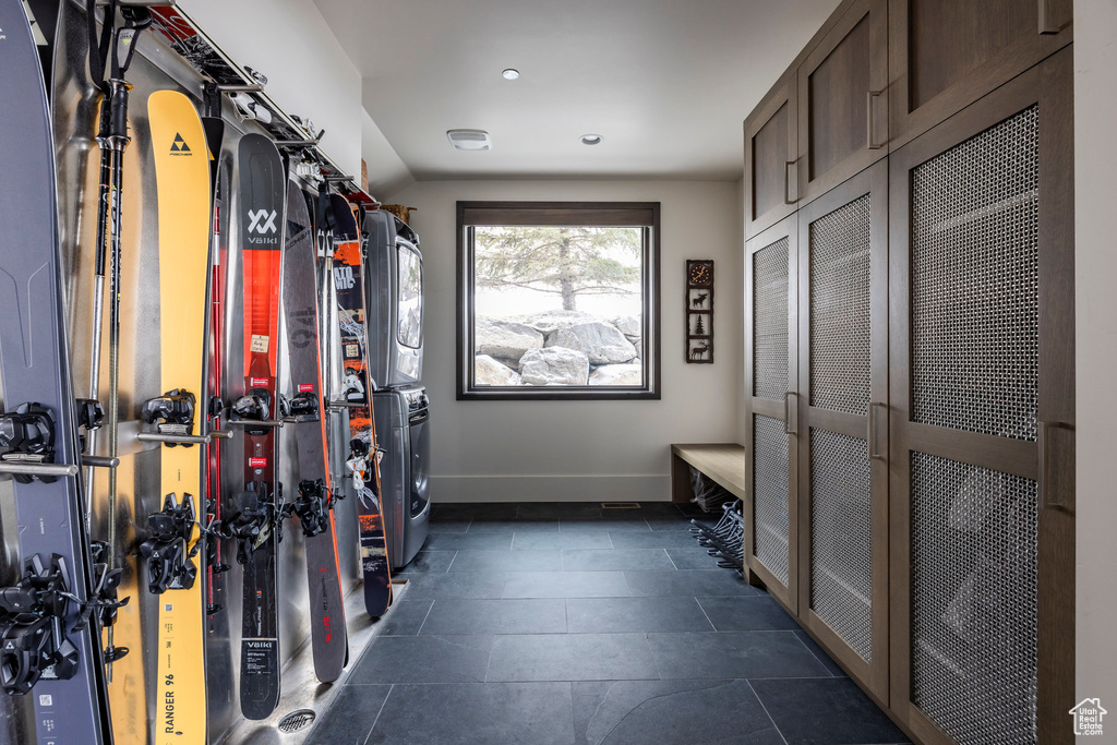 Mudroom featuring lofted ceiling and recessed lighting