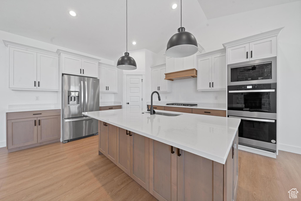 1436 E PARKER LN #426 Lake Point, UT 84074