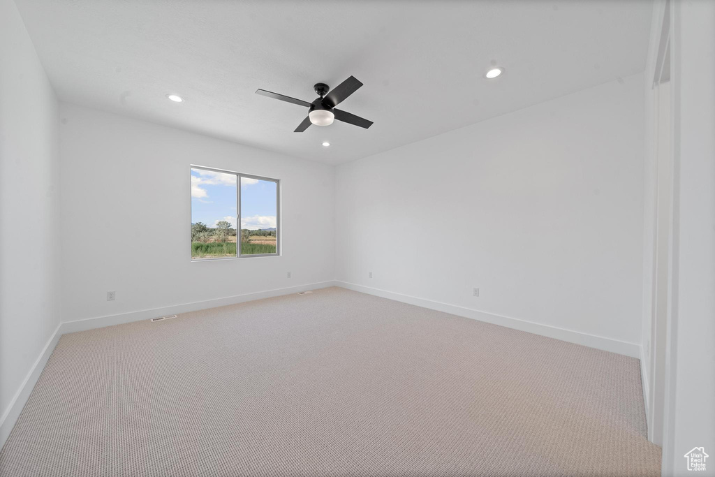 1436 E PARKER LN #426 Lake Point, UT 84074