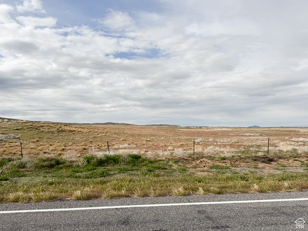 View of yard featuring a rural view