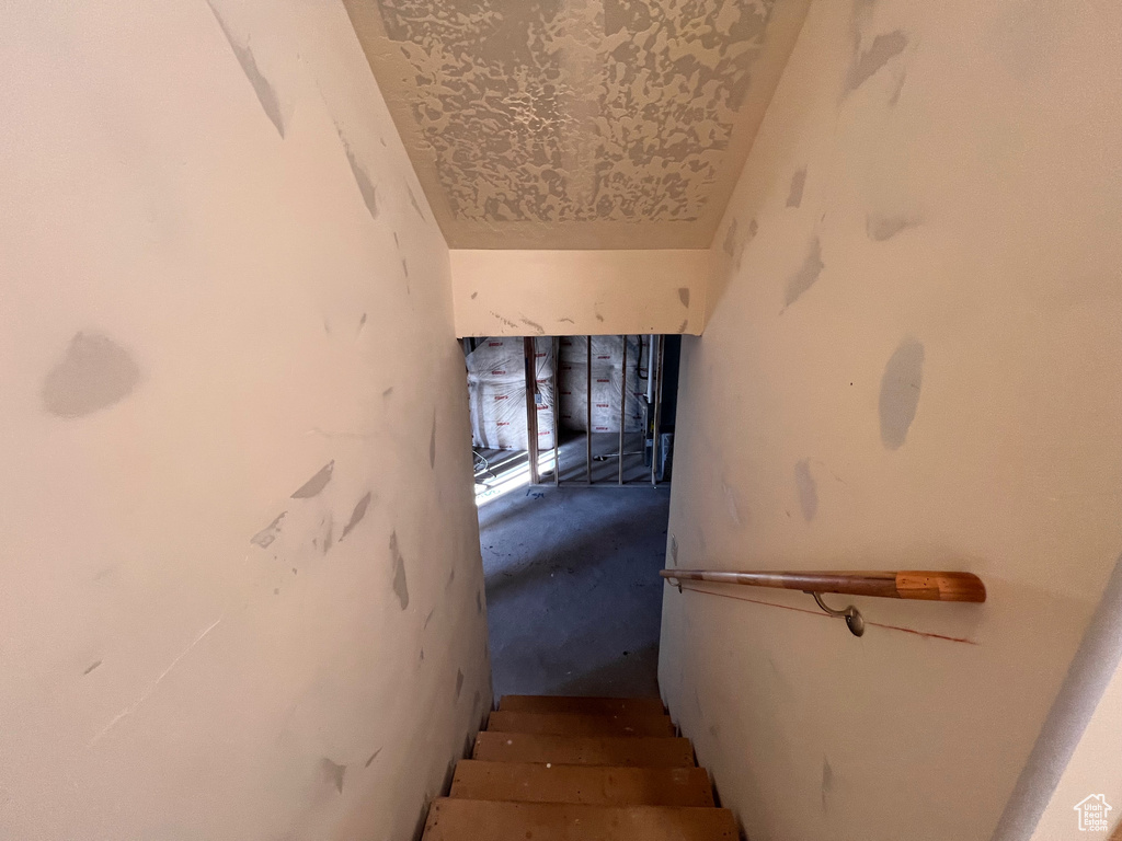 2047 N 3830 W Lehi, UT 84043