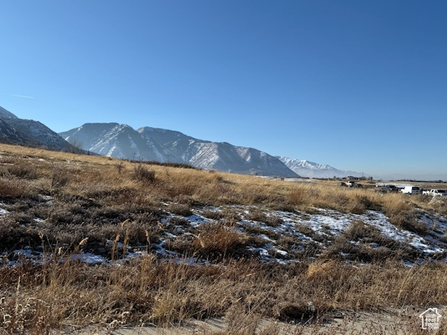 View of mountain feature
