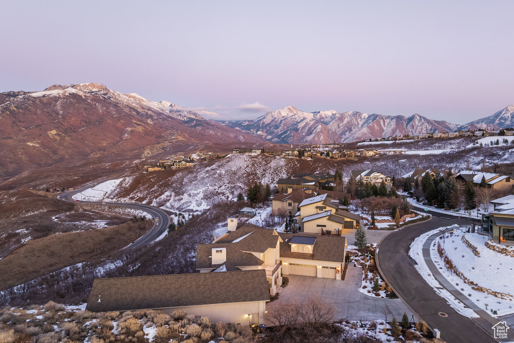 View of mountain feature