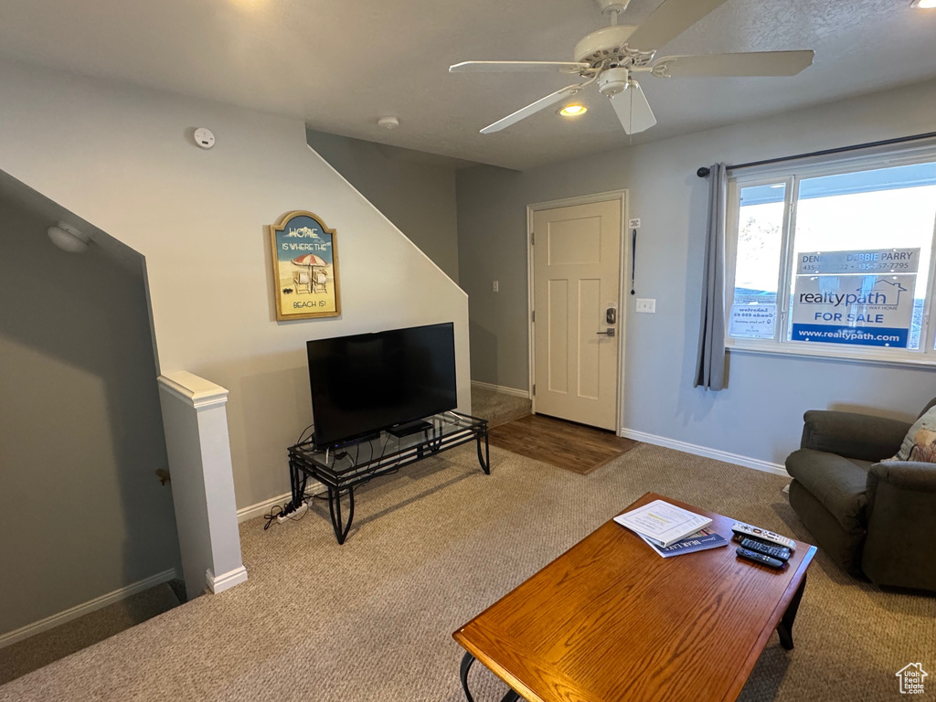Photo 9 for MLS #2054488 at 890 N Newberg Pl #3